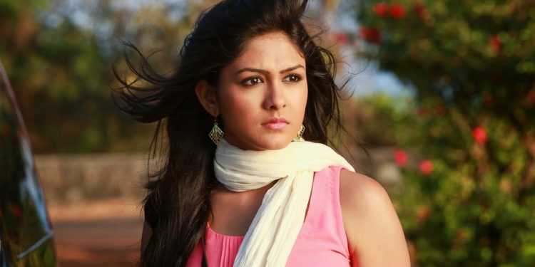 Mrunal Thakur