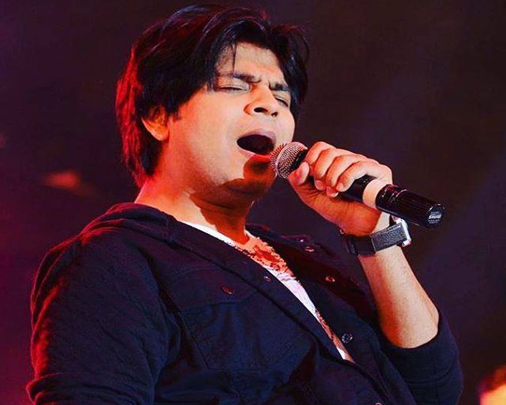 Ankit Tiwari teases new love song&#39;Taake naina&#39; - OrissaPOST