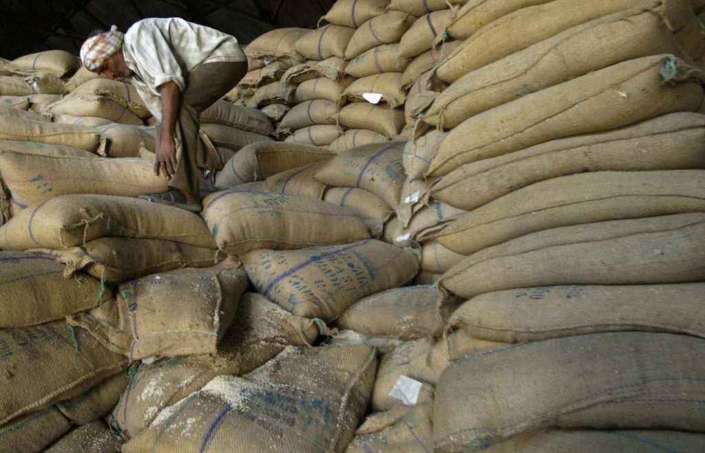 265 quintals of paddy seized