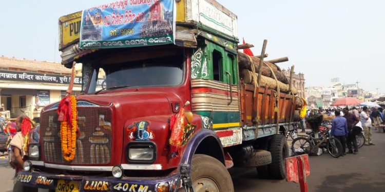 Third consignment of timbers for Rath Yatra chariot construction reach Puri