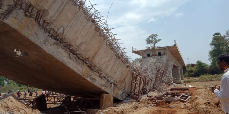 Two dead as under-construction bridge collapses in Bolangir