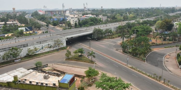 Jaydev Vihar Square in Capital city wears a deserted look as vehicles have remained off roads during the lockdown enforced to curb the spread of coronavirus