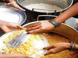 Good Samaritans distribute free food to needy in Balasore district