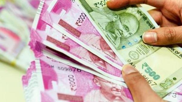 29 dollars in discount indian rupees