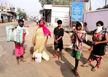 COVID-19 Lockdown: Daily wagers of Odisha struggle without wage