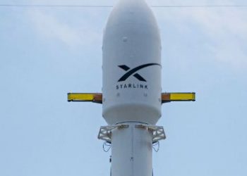SpaceX tests Falcon 9