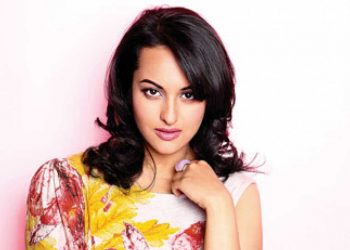 Actress Sonakshi Sinha campaigns to raise PPE kits for healthcare workers amid COVID-19: