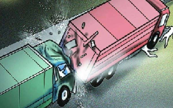 Cuttack: Six Odia migrant workers, two drivers injured in bus-trailer collision