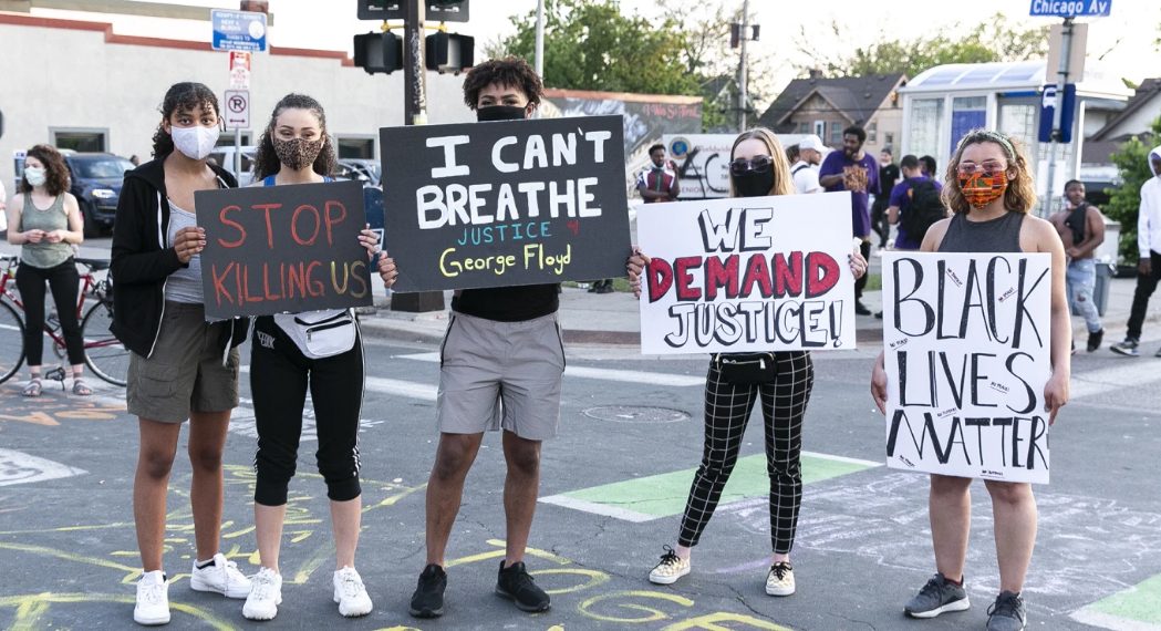 Minneapolis rocked by violence over George Floyd's death ...