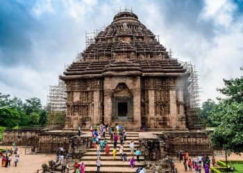 Matric pass must for photographers at Konark: Orissa High Court