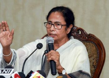 Migrants Mamata Banerjee