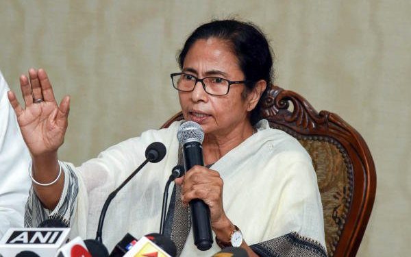 Migrants Mamata Banerjee