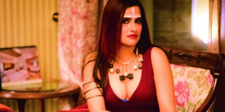 HBD Sona Mohapatra; she received rape threats 1000 times, alleges nude photos were shared online