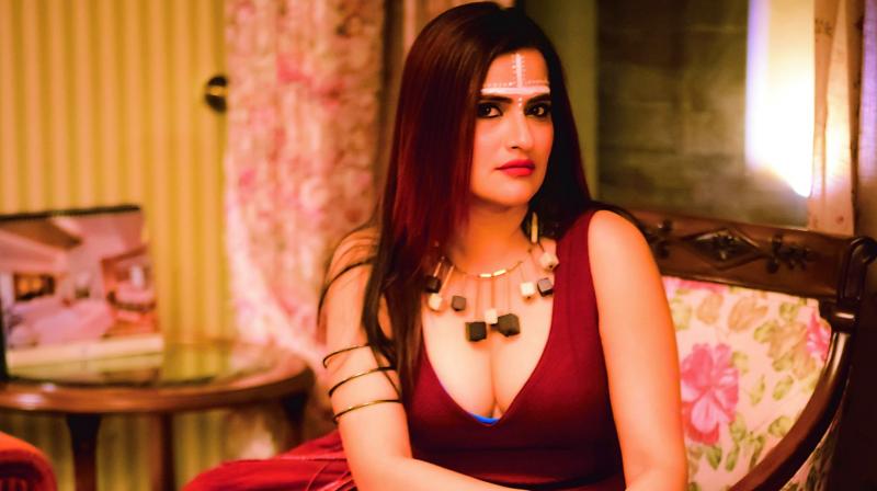 HBD Sona Mohapatra; she received rape threats 1000 times, alleges nude photos were shared online