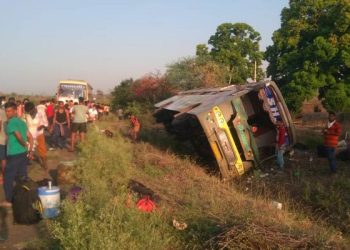 Two dead, five injured in road mishaps involving returning migrant workers