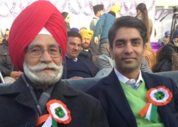 Balbir Singh Sr with Abhinav Bindra