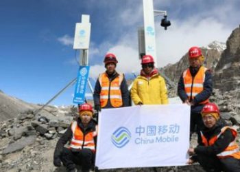 Huawei, China Mobile bring 5G to Mount Everest