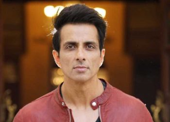 Sonu Sood moves SC challenging BMC notice for illegal construction