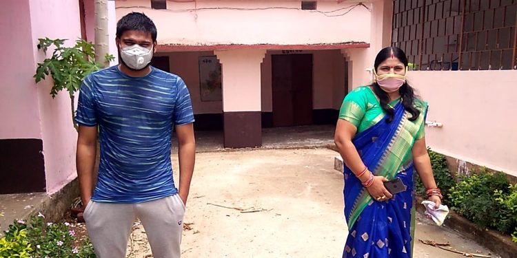 CM praises lady sarpanch Nandita Sahu for asking son go in quarantine at village facility 