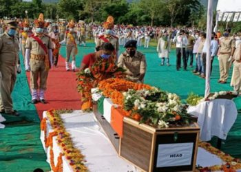 Indian Army jawan Chandrakanta Pradhan cremated with full military honours