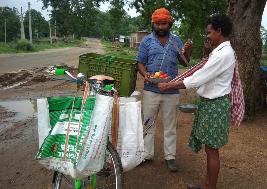 Professional drummer forced to sell vegetables thanks to COVID-19 pandemic