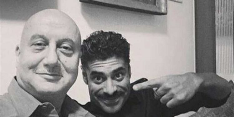 Sikandar enjoys making videos with dad Anupam Kher