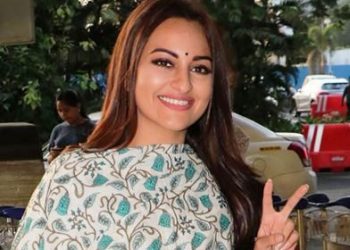 Actress Sonakshi Sinha wants people to 'behave like animals'