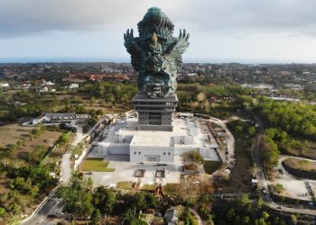 Lord Vishnu’s tallest statue is in a Muslim country; Read more