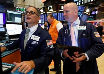 US stocks rally following solid weekly gains