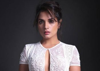 Actress Richa Chadha questions non-payment of salary to Delhi doctors