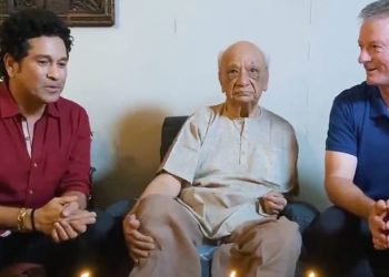 Sachin Tendulkar and former Australian skipper Steve Waugh had paid a courtesy visit to Raiji at his residence in January when he had turned 100.. (Image courtesy: Twitter)