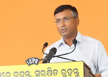 Chief Secretary Asit Tripathy addressing the media in Bhubaneswar