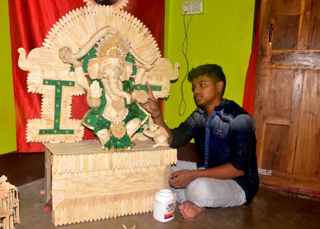 Ganesha idol with ice-cream sticks 19-YO Puri boy eyes place in Asia Book of Records