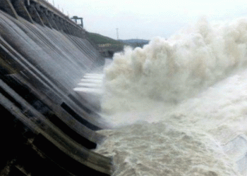 Hirakud dam receives less water than Saturday, releases more 