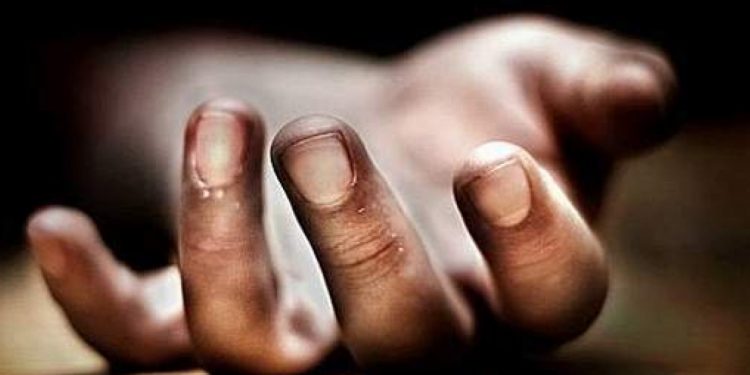 Lockdown blues push auto driver to kill self