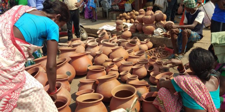Potter communities in Odisha’s Keonjhar district lose business to COVID-19
