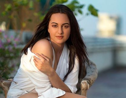 Police arrests man for abusive comments on Sonakshi Sinha's Instagram video