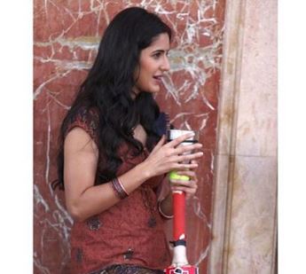 Katrina Kaif misses cricket; see pic