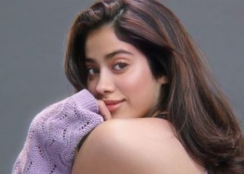 Janhvi Kapoor miss mother on her 57th birth anniversary; shares adorable pic with Sridevi