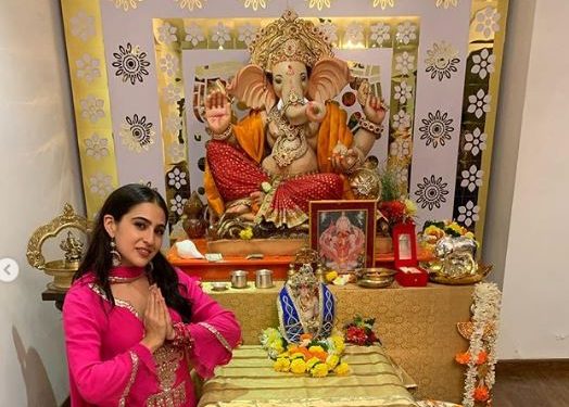 Actress Sara Ali Khan celebrates Ganesh Chaturthi with folded hands, netizens shower praise