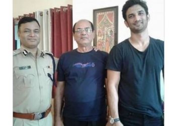 Sushant Singh Rajput with his father and brother-in-law