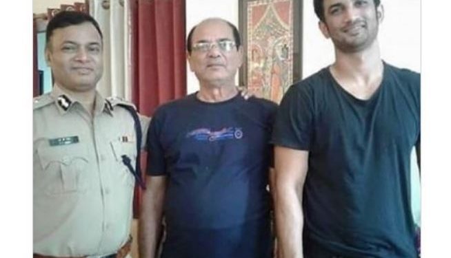 Sushant Singh Rajput with his father and brother-in-law