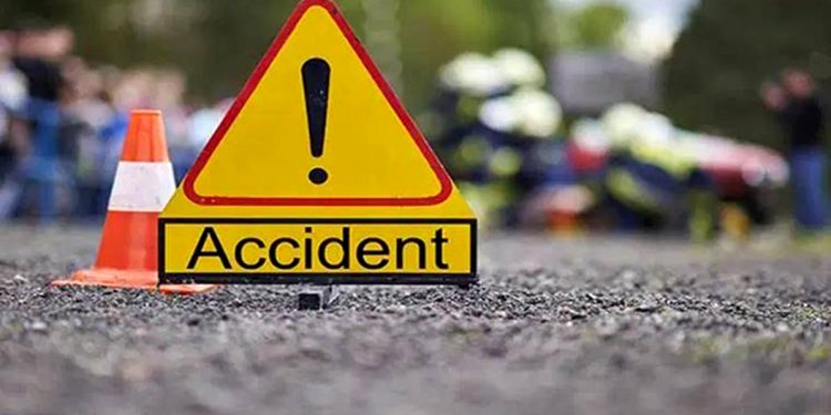 7 killed, over 30 injured in road mishap in UP's Pilibhit