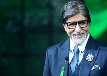 Netizens heap praises on Big B as he pledges to donate organs