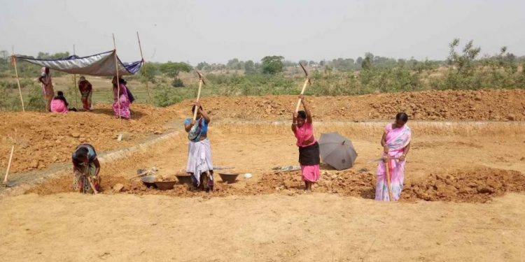 Swabhiman people seek 200 workdays