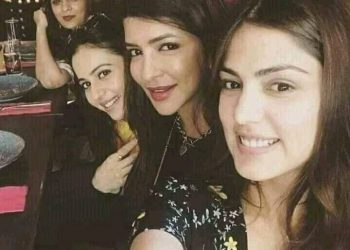 Rhea Chakraborty’s pictures with Sara Ali Khan and Rakul Preet Singh go viral amid drugs scandal in Sushant Singh Rajput case