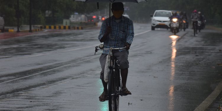 Deep depression crosses AP coast, eight Odisha districts get ‘Yellow Warning’