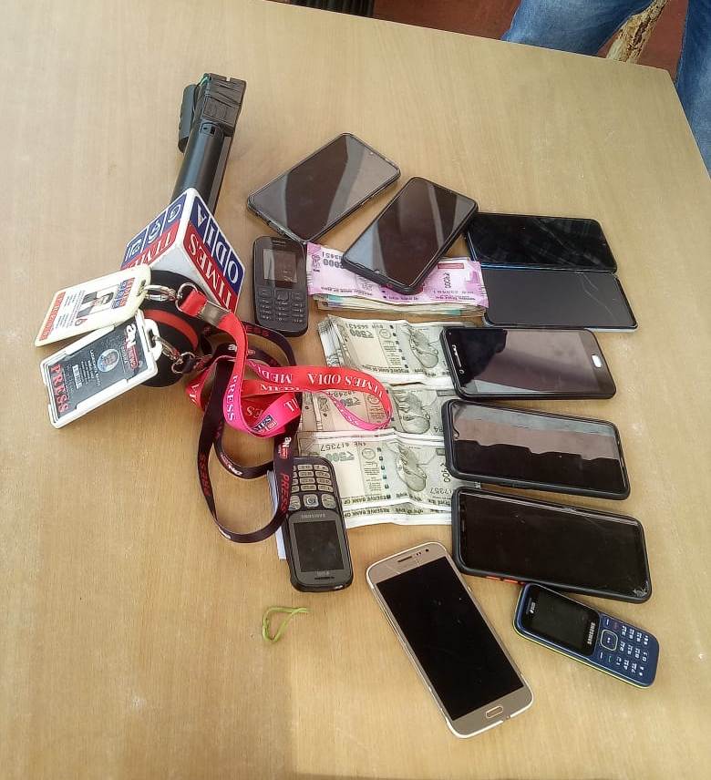 Money, mobile phones seized from arrested journalists