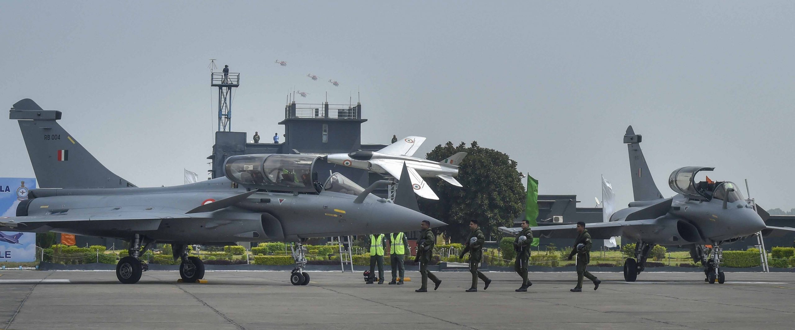 Rafale jets