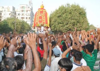 Srimandir servitors, devotees approach police as ISKCON celebrates Rath Yatra on wrong day in USA